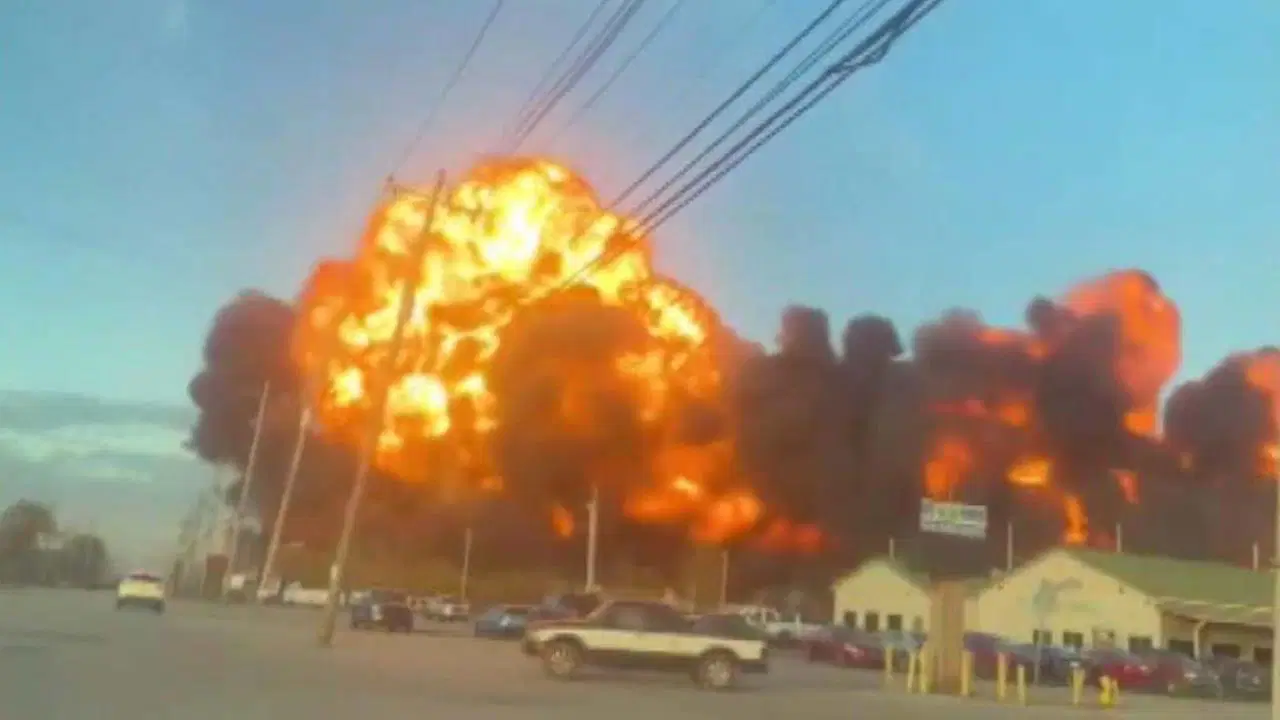 abdde ucak kazasi cok sayida olu ve yarali var MfqiLblJ.jpg