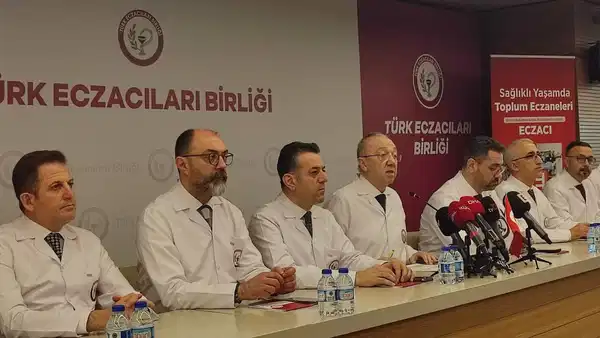 turk-eczacilar-birligi-baskani-irfan-demirci-saglikta-soz-sahibi-olmak-istiyorsak-ulusal-ilac-sanayisini-4lbRLfe5